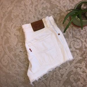 Levi’s 501 white denim shorts